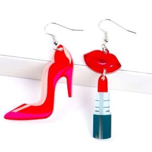 Valentine’s Day Kiss & Lipstick Mismatched Dangle Drop Earrings